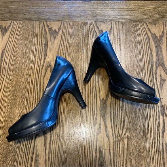 Miss Bisou Heels Sz 81/2 - Picture 2 of 11